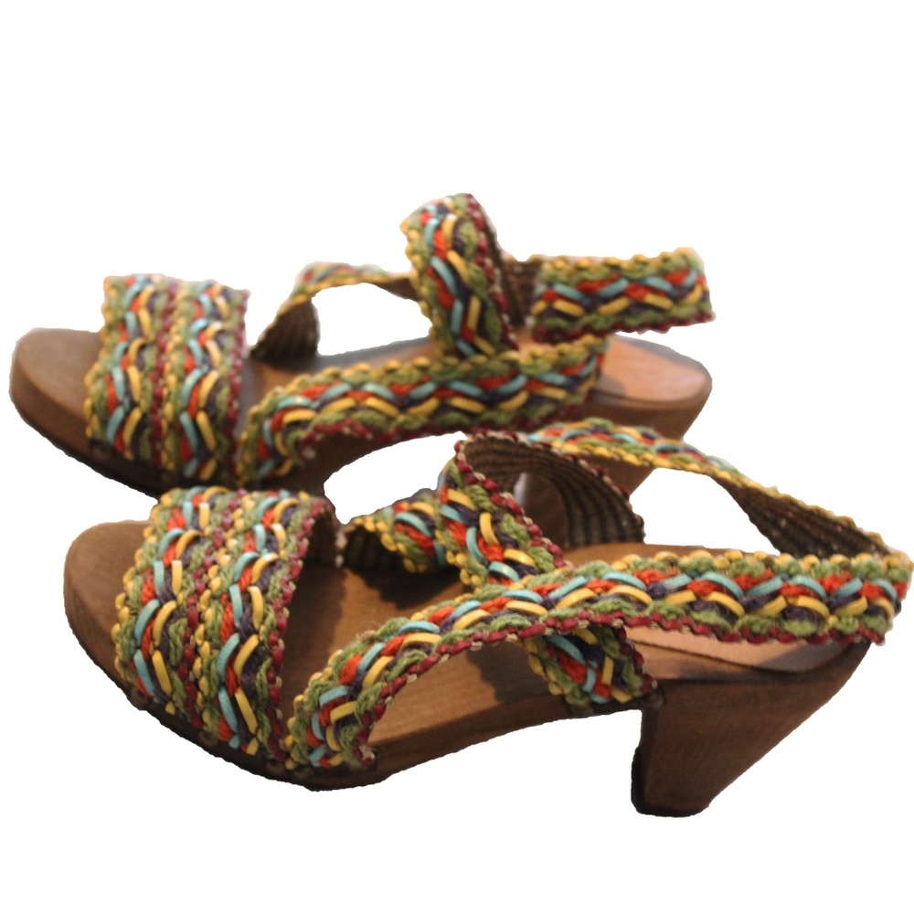 Brand new, Sanita Elasticized 3" Clogs, SZ35.5